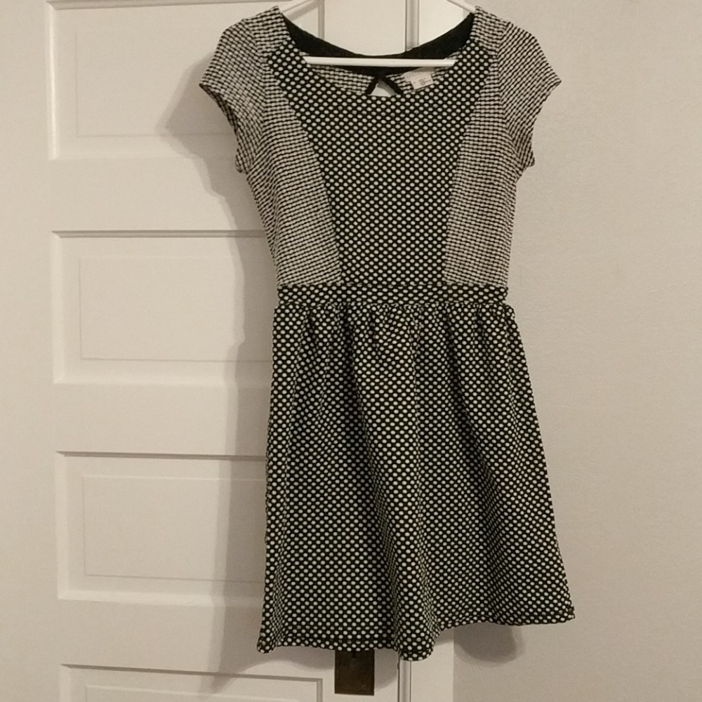 /SOLD/// Urban Outfitters polka dot dress small